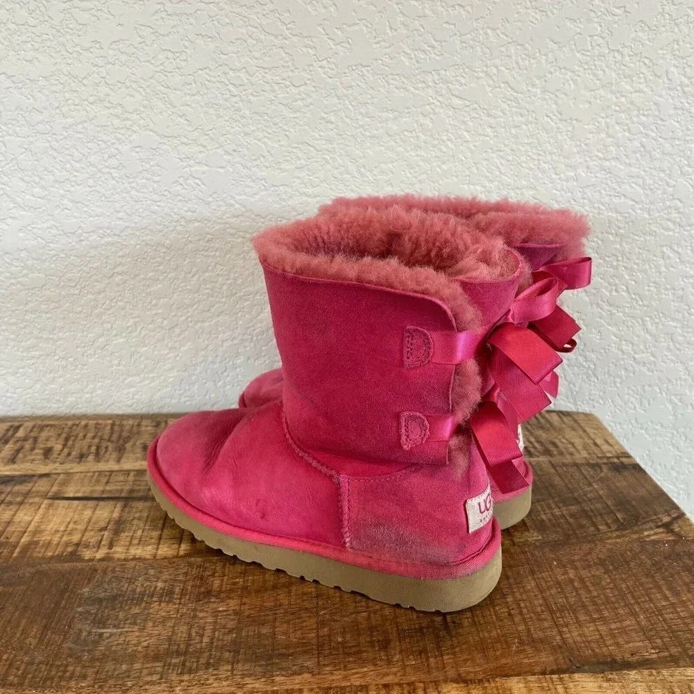 UGG Australia Kid's Bailey Bow II BOOTS Pink  SIZE US 3 Big Kids Girls